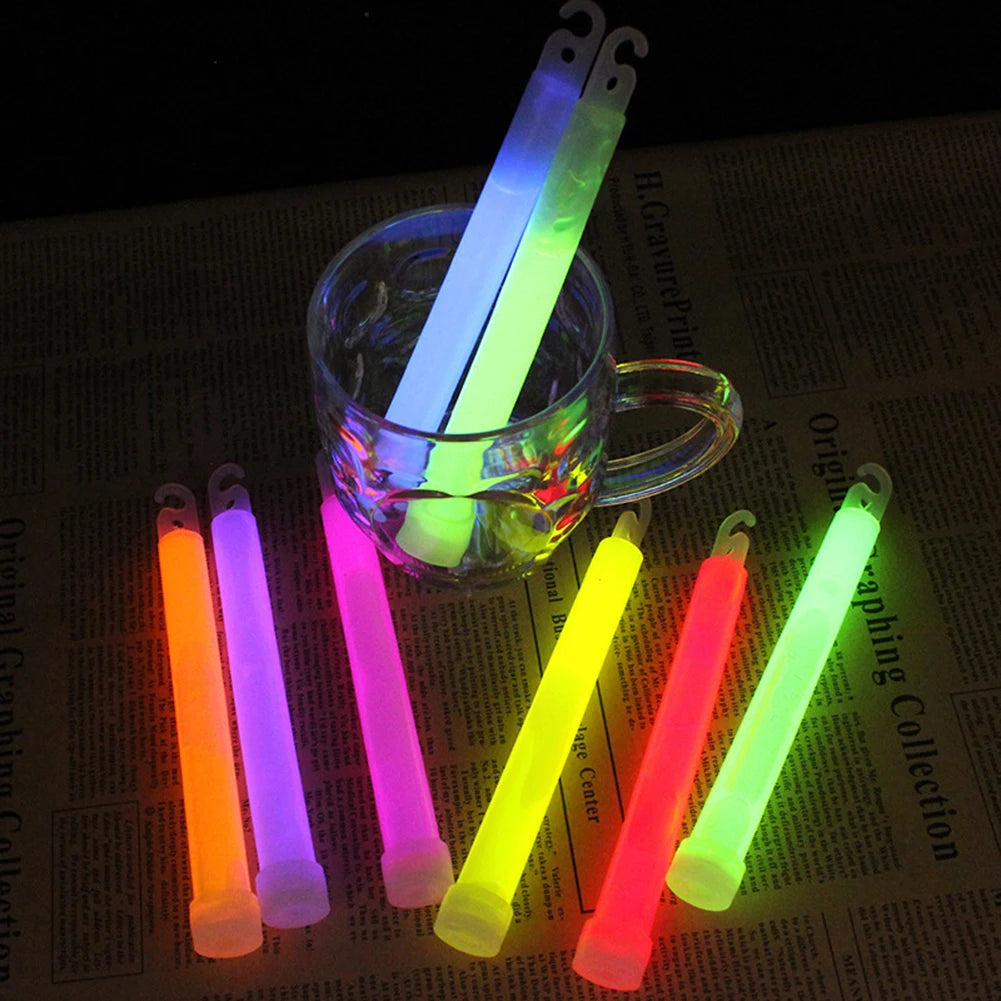 Waterproof Survival Glow Sticks – 5/10PCS  with Hook (Non‑Toxic, 12‑Hour Glow)